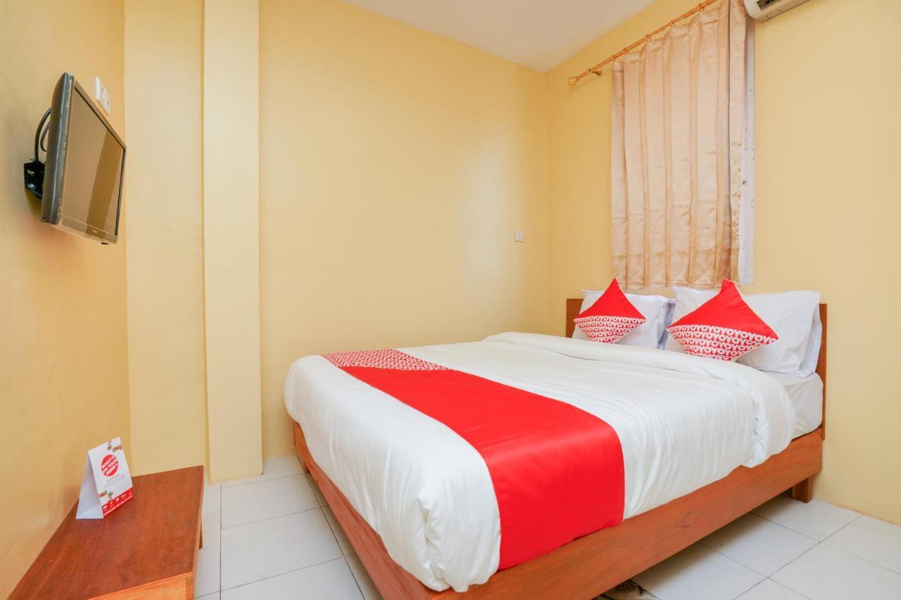 โอโย 2656 อัซ ซาห์รา เรสซิเดนซ์ ชาเรียะห์ Hotel สุราบายา ภายนอก รูปภาพ